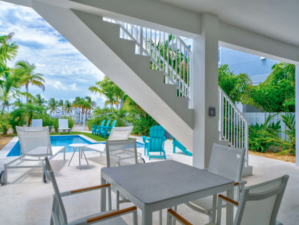 Luxury Oceanfront Vacation Rental in Marathon FL - 5-Bedroom Stunning Views